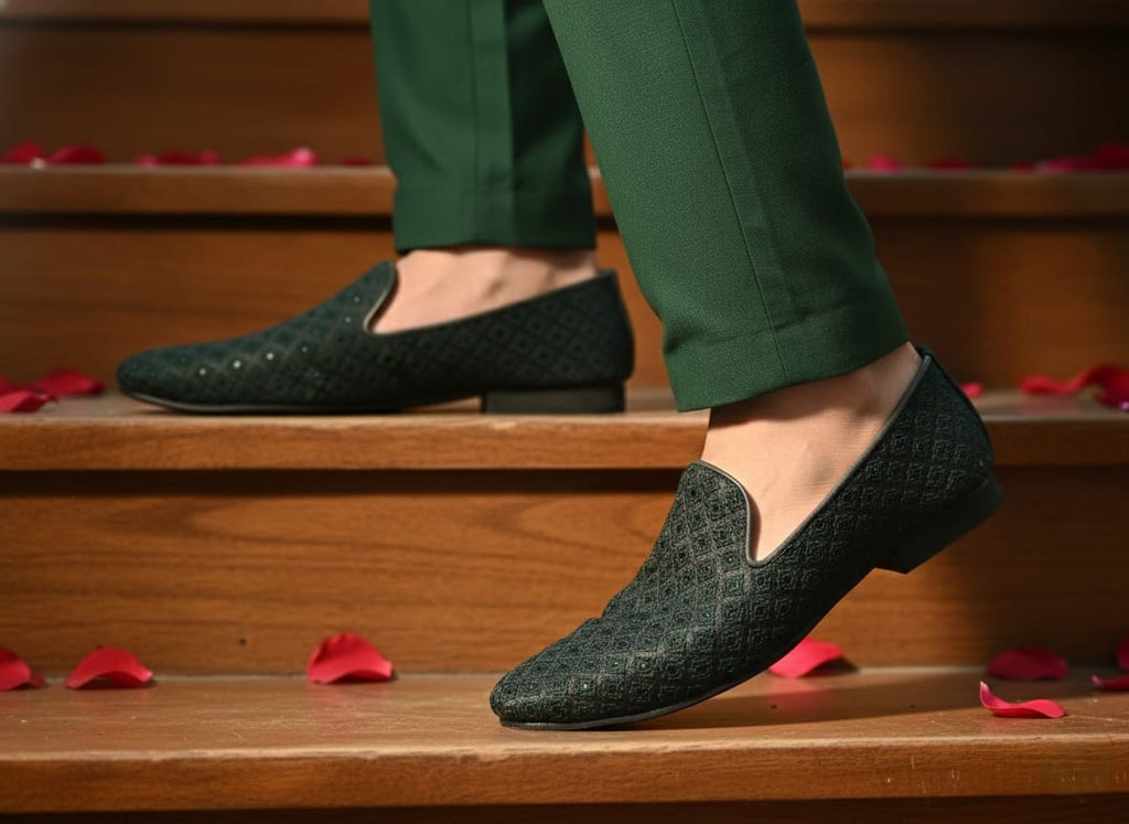 Regal Heritage Embroidered Wedding Shoes/Khussa